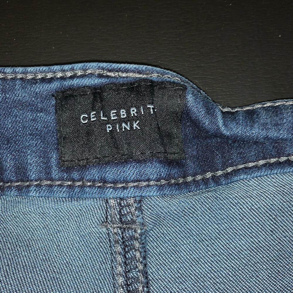Denim Short Shorts - Picture 2 of 3